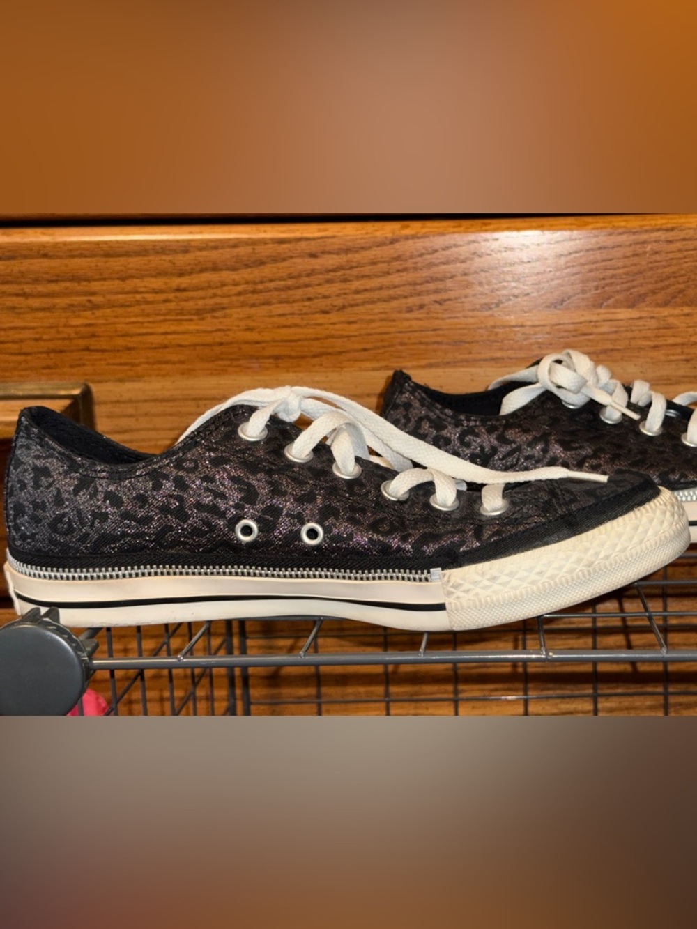 Converse All-Star Chucks Sparkle Leopard-Print Low-Top Sneakers (W8/M6) - Picture 7 of 15